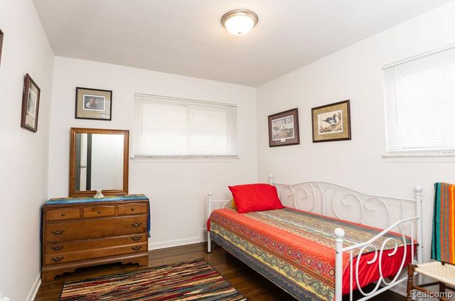 24636 Almond Avenue, Eastpointe, MI 48021