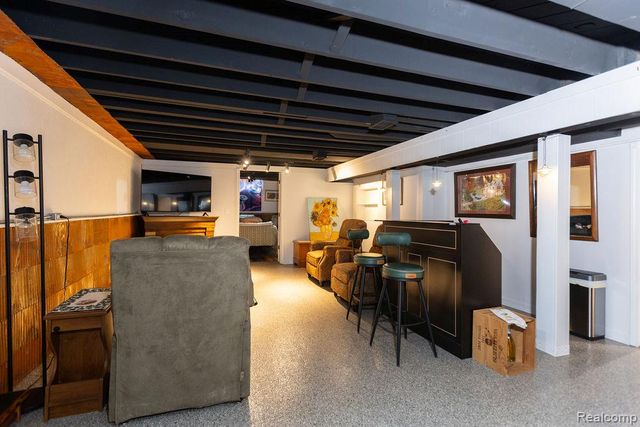 24636 Almond Avenue, Eastpointe, MI 48021