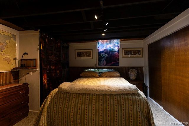 24636 Almond Avenue, Eastpointe, MI 48021