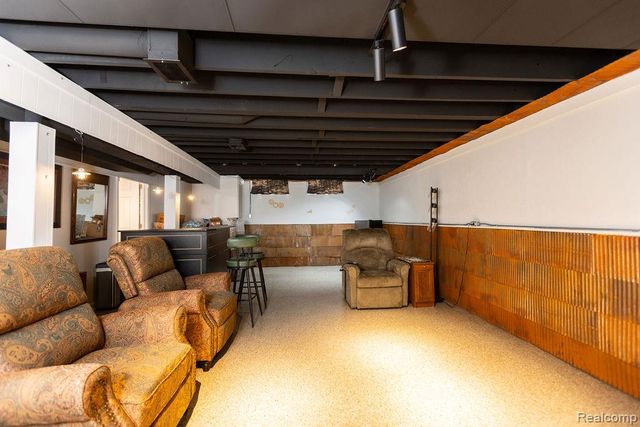 24636 Almond Avenue, Eastpointe, MI 48021