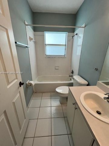 1932 SE 24th Ave, Homestead, FL 33035