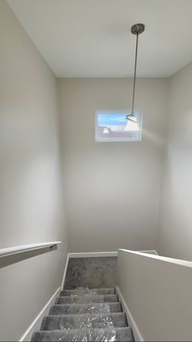 146 S 9th Avenue 2, Maywood, IL 60153