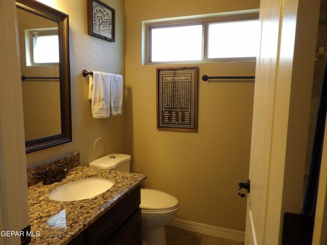 14231 CHARLES POLLOCK Avenue, El Paso, TX 79938