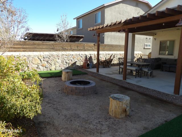 14231 CHARLES POLLOCK Avenue, El Paso, TX 79938