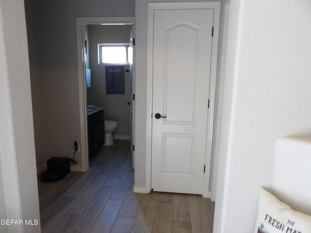 14231 CHARLES POLLOCK Avenue, El Paso, TX 79938