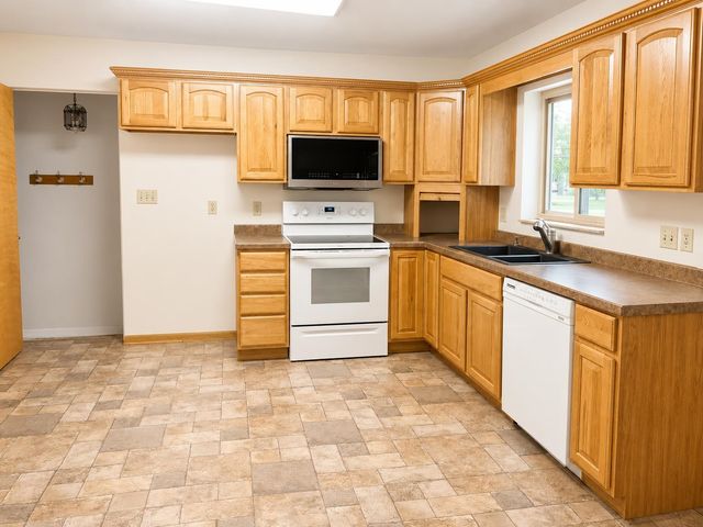 1500 N Trumbull Street, Bay City, MI 48708