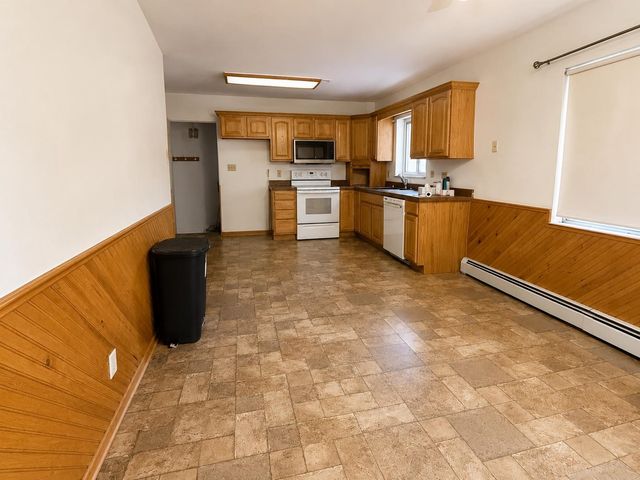 1500 N Trumbull Street, Bay City, MI 48708