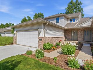 555 Sycamore Circle, Saline, MI 48176
