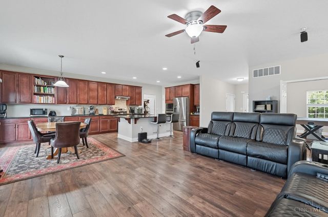 5575 Hoffman Road, Miami Twp, OH 45150