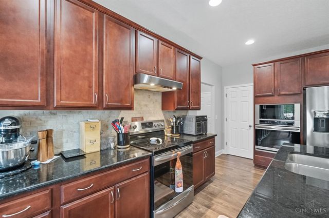 5575 Hoffman Road, Miami Twp, OH 45150