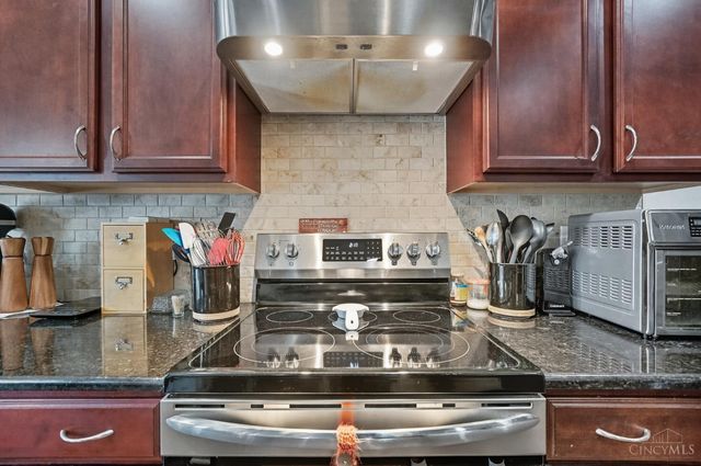 5575 Hoffman Road, Miami Twp, OH 45150