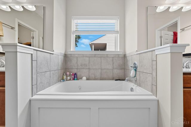 5575 Hoffman Road, Miami Twp, OH 45150