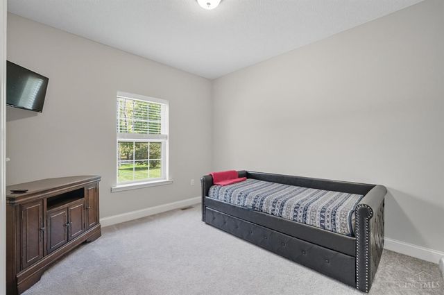 5575 Hoffman Road, Miami Twp, OH 45150