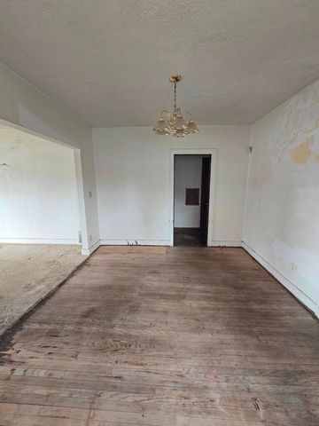 631 Johnson Street, Gary, IN 46402