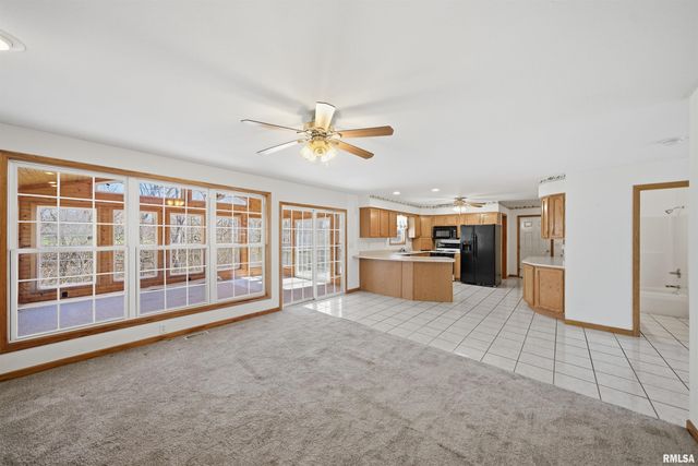 315 OAKBROOK Drive, East Peoria, IL 61611