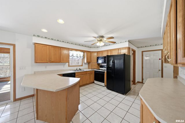 315 OAKBROOK Drive, East Peoria, IL 61611