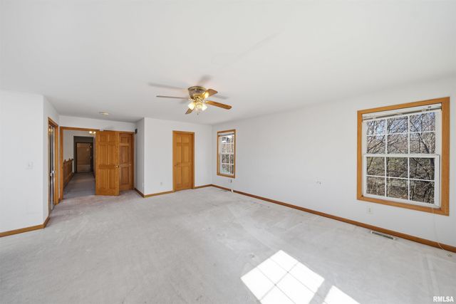 315 OAKBROOK Drive, East Peoria, IL 61611