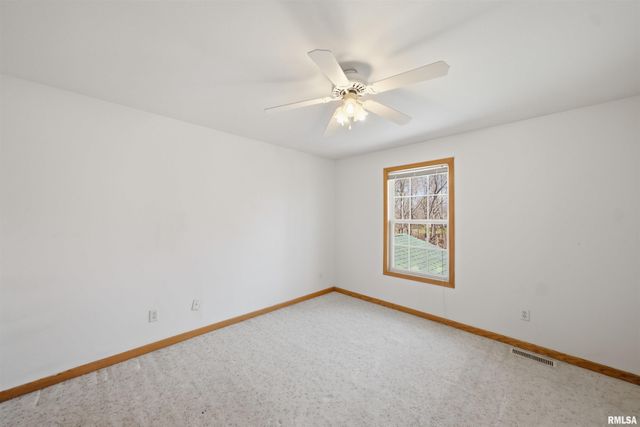 315 OAKBROOK Drive, East Peoria, IL 61611