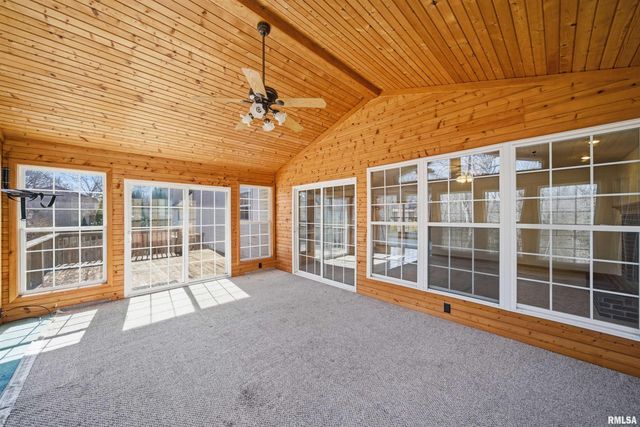 315 OAKBROOK Drive, East Peoria, IL 61611