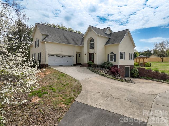 6665 Dellwood Drive, Kannapolis, NC 28081
