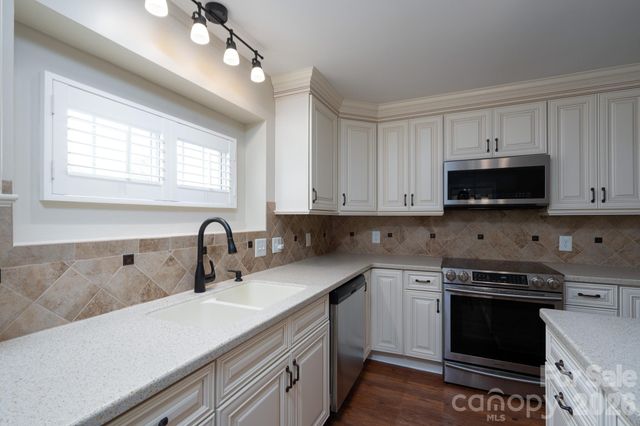 6665 Dellwood Drive, Kannapolis, NC 28081