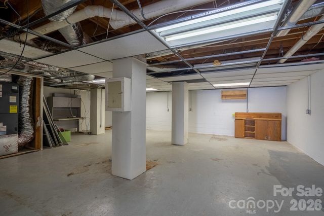 6665 Dellwood Drive, Kannapolis, NC 28081