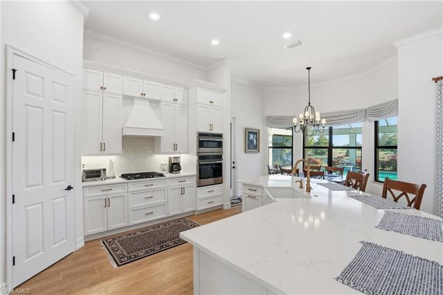 9923 Corso Bello DR, Naples, FL 34113