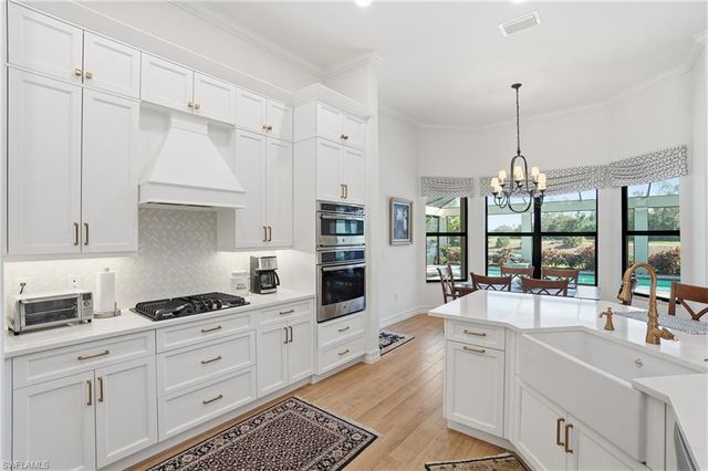 9923 Corso Bello DR, Naples, FL 34113