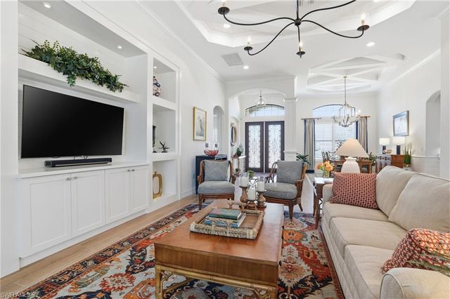 9923 Corso Bello DR, Naples, FL 34113