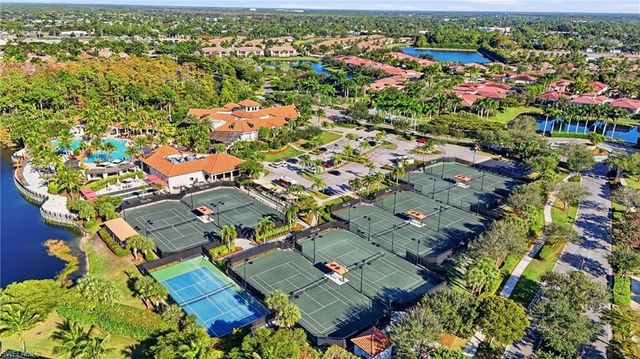 9923 Corso Bello DR, Naples, FL 34113