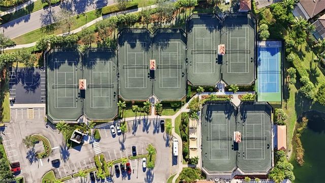 9923 Corso Bello DR, Naples, FL 34113