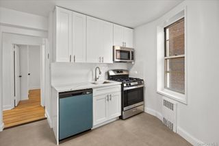 67-30 Clyde Street 3B, Forest Hills, NY 11375