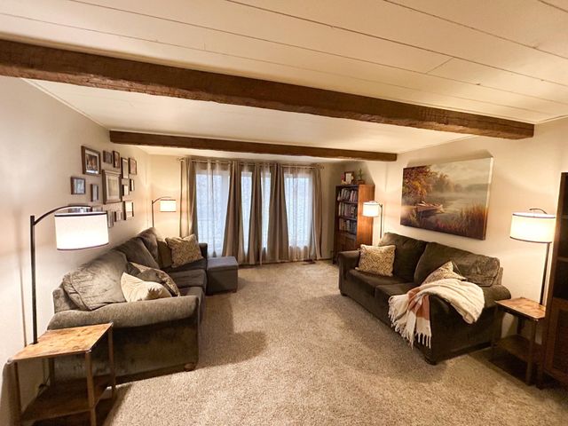 1166 Maplewood Drive, Worthington, MN 56187