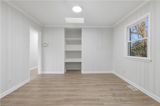 2301 Ontario Street, Greensboro, NC 27403