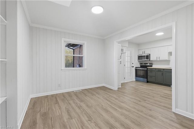 2301 Ontario Street, Greensboro, NC 27403