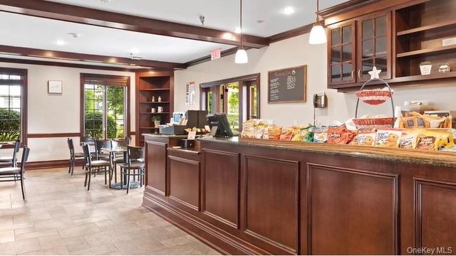 420 Pacing Way, Westbury, NY 11590