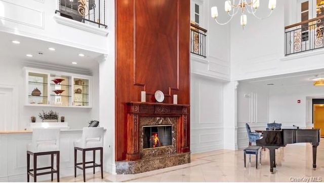 420 Pacing Way, Westbury, NY 11590