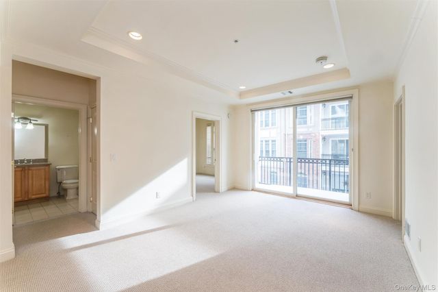 420 Pacing Way, Westbury, NY 11590