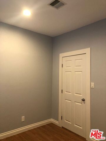 721 W 41st Drive, Los Angeles, CA 90037