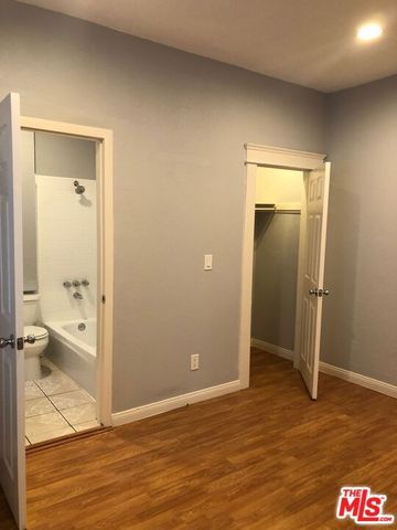 721 W 41st Drive, Los Angeles, CA 90037