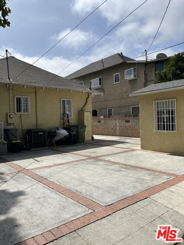 721 W 41st Drive, Los Angeles, CA 90037
