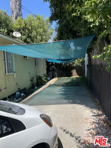 721 W 41st Drive, Los Angeles, CA 90037