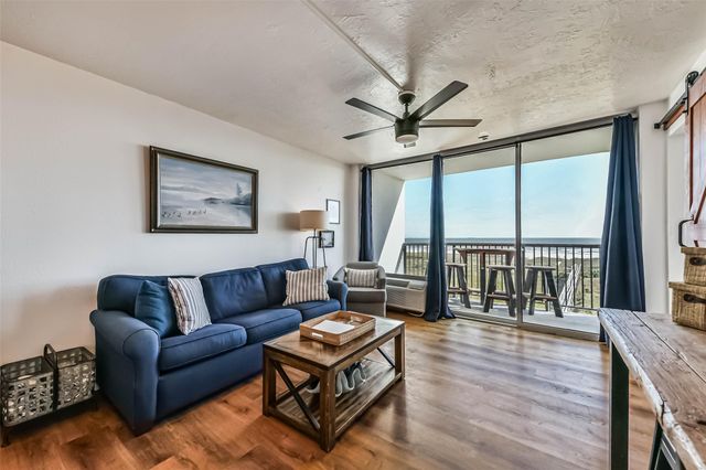 415 E Beach Drive 305, Galveston, TX 77550