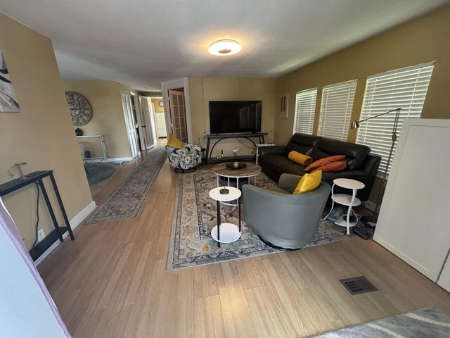 1813 Sabel Drive, Deerfield Beach, FL 33442