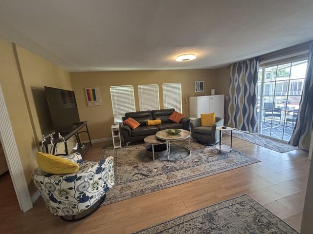 1813 Sabel Drive, Deerfield Beach, FL 33442