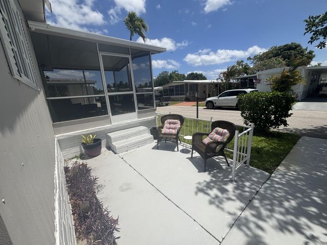 1813 Sabel Drive, Deerfield Beach, FL 33442