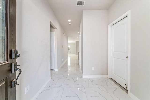 5502 Creekside Ridge Trail, Katy, TX 77449