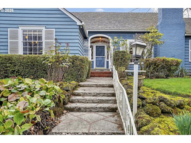 1210 Se 57TH Ave, Portland, OR 97215