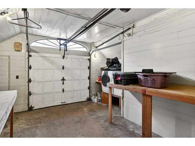 1210 Se 57TH Ave, Portland, OR 97215