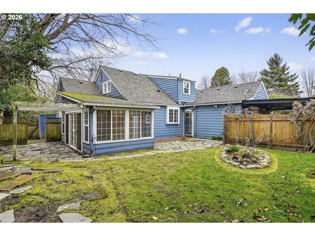 1210 Se 57TH Ave, Portland, OR 97215